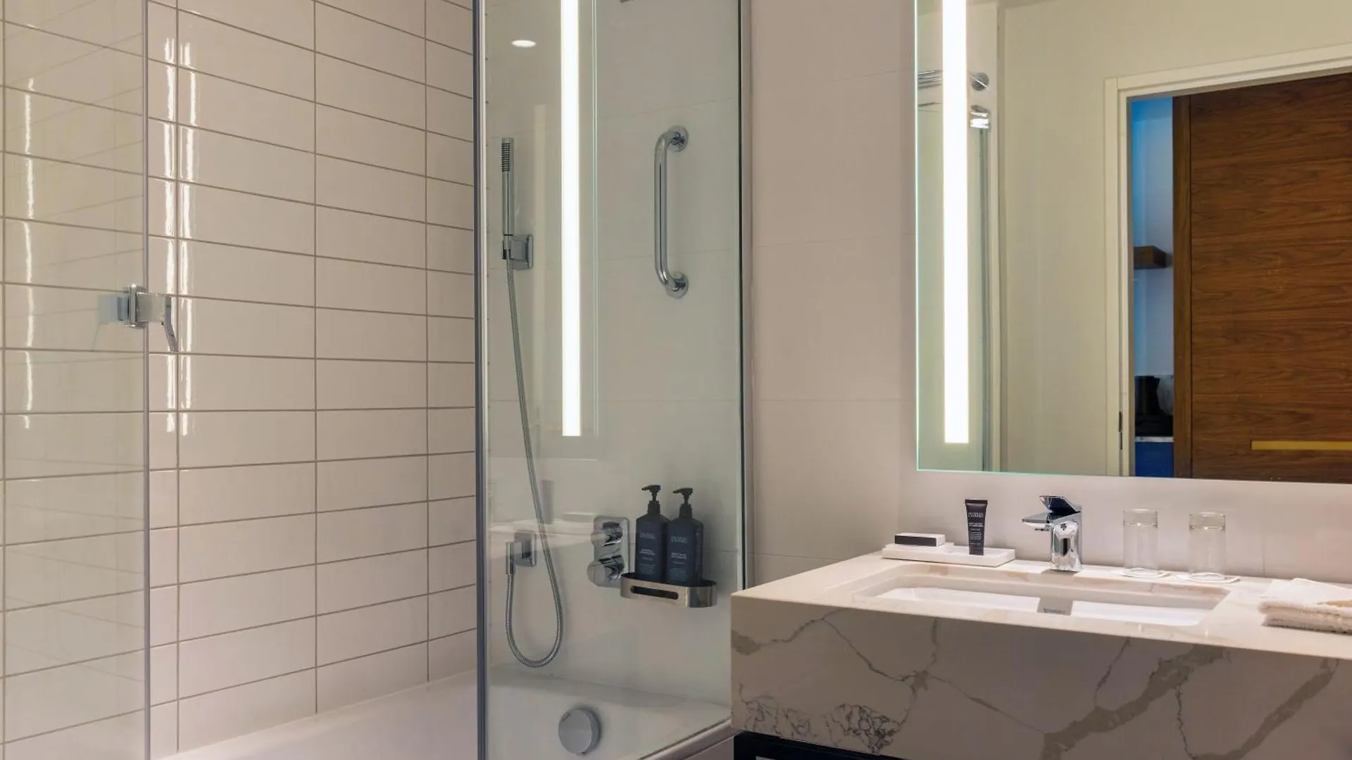 **** Hotel Sheraton Nice Airport France